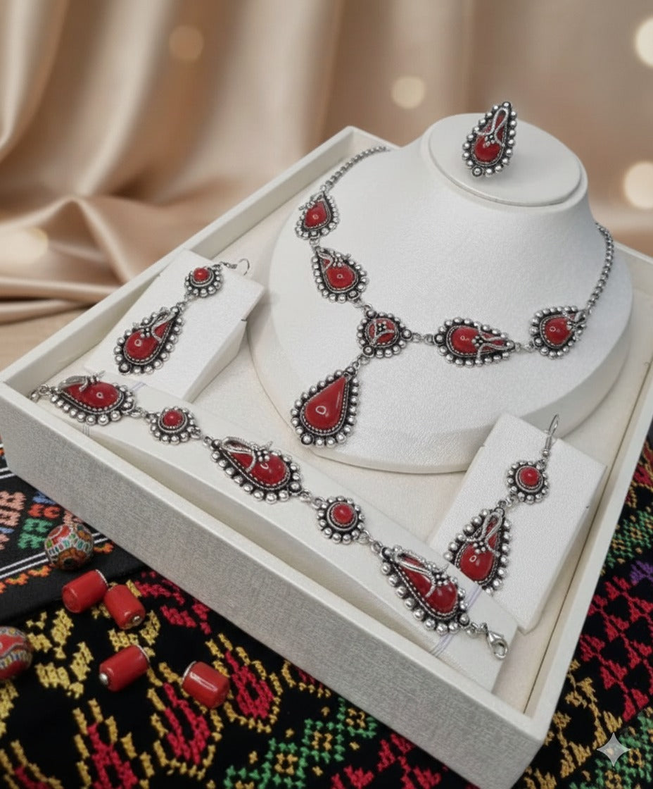Parure tamazighe – Tiziri (lune)