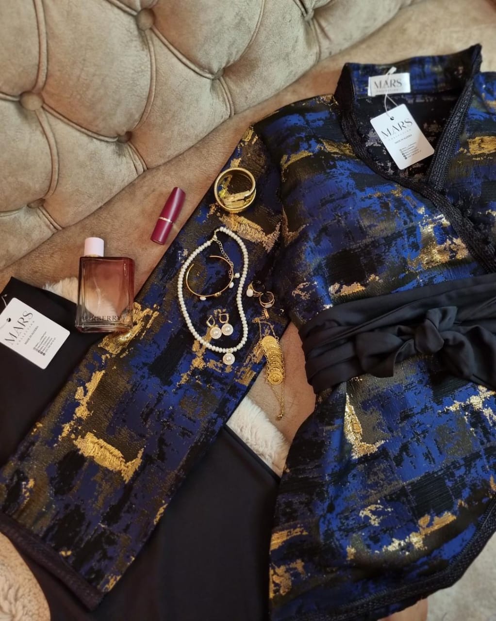 Jabador “Taj El Layl” – Bleu Foncé & Doré Royal en brocard