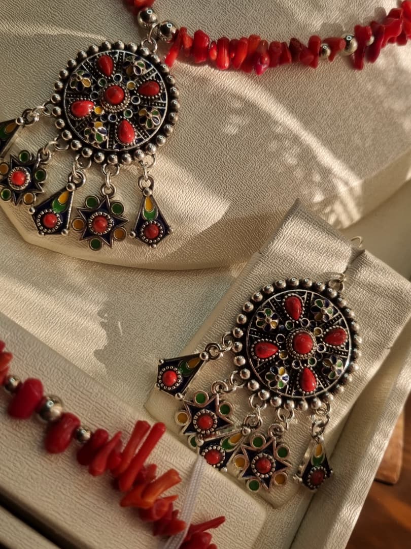 Parure tamazighe – Lεezz (fierté)