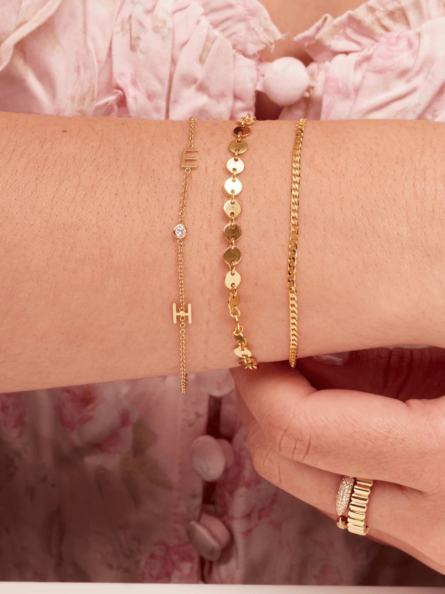 ✨ Luna 18K Gold Pendant Necklace